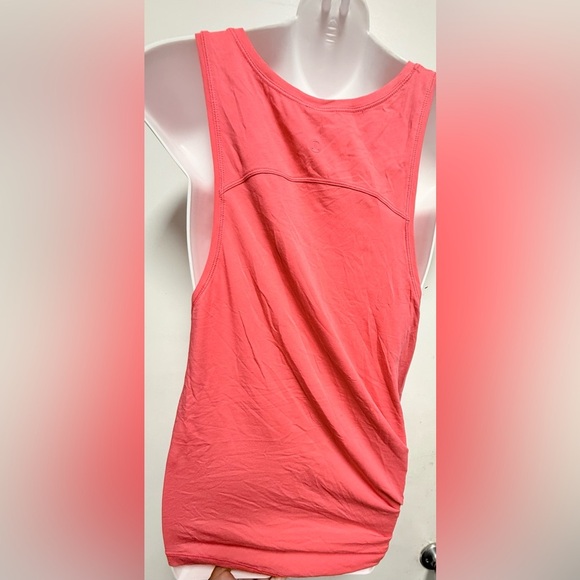 Lululemon “To The Point Tank “Glossy Pink asymmetrical - Picture 5 of 9